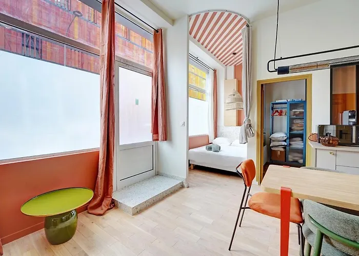 아파트 Cozy Flat With Jacuzzi - 2bdr